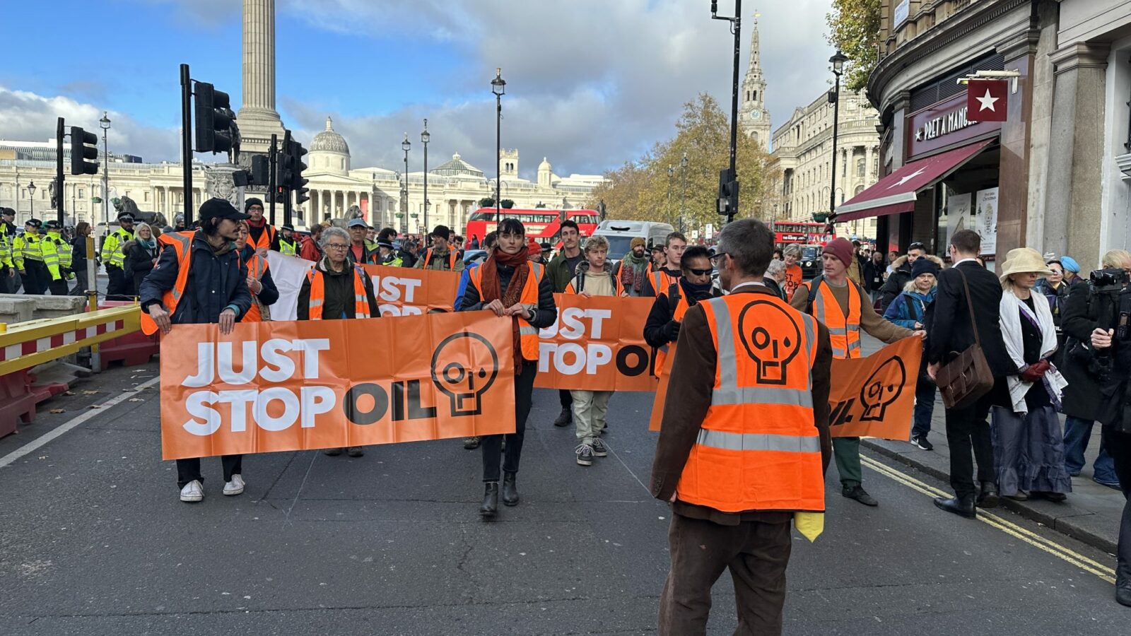 Risultati concreti dell’attivismo climatico: i casi Just Stop Oil e Lego