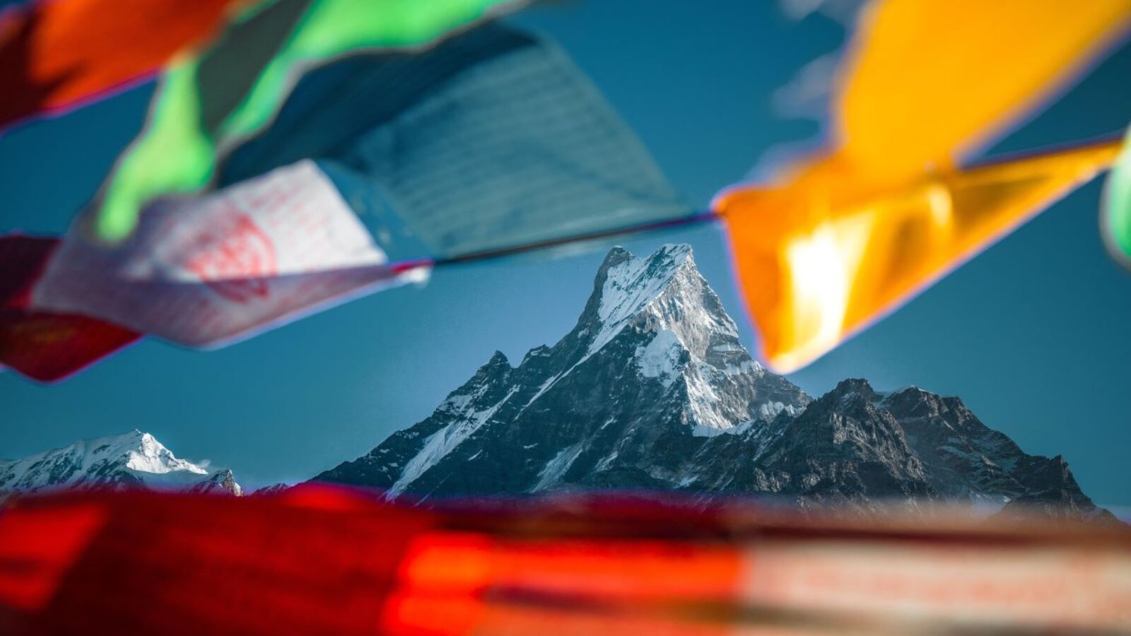 La coda sull’Everest e l’illusione della crescita infinita